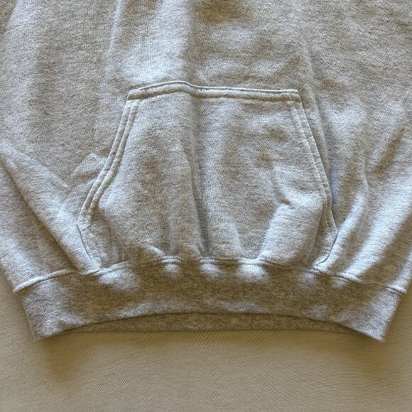 Unisex Gildan Gray Bundle of Hoodies (6) Studio Wardrobe - Picture 6 of 16